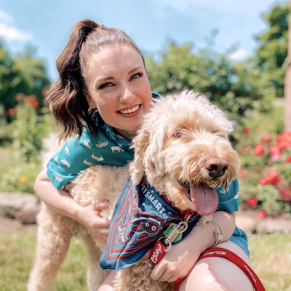 Meet your Posher, Emily - Picture 1 of 1